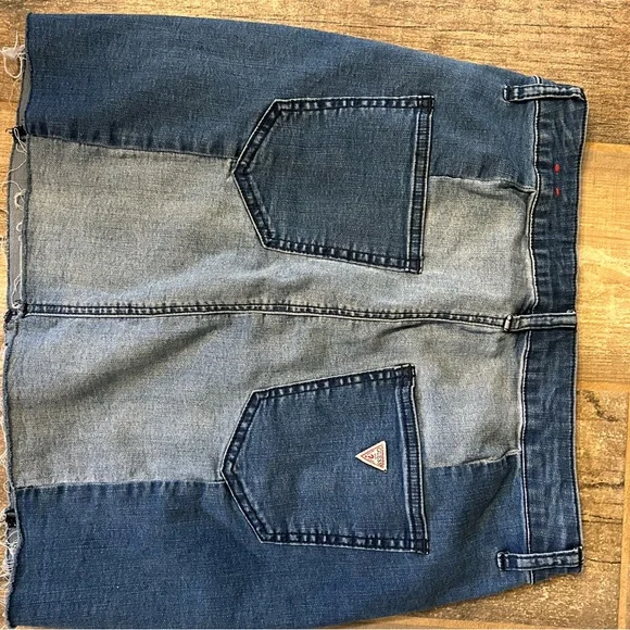 Guess Denim Color Block size Medium - Picture 5 of 6